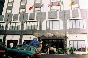 هتل Franco Yaounde