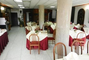 هتل Franco Yaounde