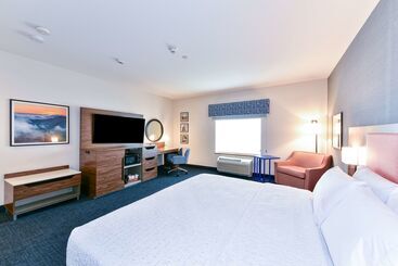 هتل Hampton Inn & Suites Pittsburg, Ca