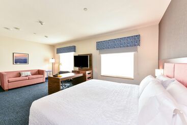 هتل Hampton Inn & Suites Pittsburg, Ca