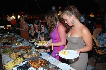 هتل Hisar Holiday Club