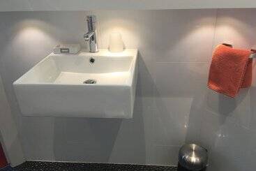 هتل Holmwood Guesthouse