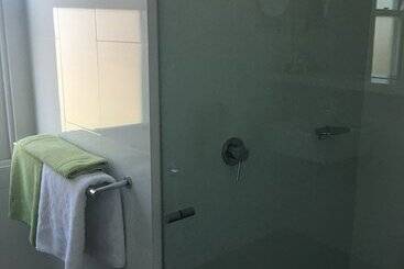 هتل Holmwood Guesthouse