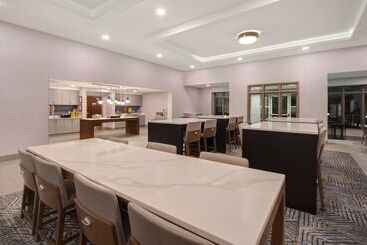 هتل Homewood Suites Lexington Hamburg