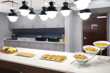 هتل Homewood Suites Lexington Hamburg