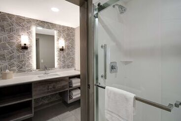 هتل Homewood Suites Lexington Hamburg