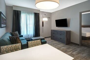 هتل Homewood Suites Lexington Hamburg