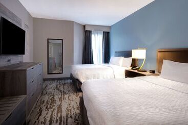 هتل Homewood Suites Lexington Hamburg
