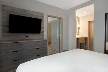 هتل Homewood Suites Lexington Hamburg