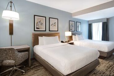 هتل Homewood Suites Lexington Hamburg