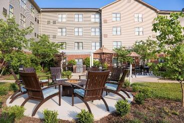 هتل Homewood Suites Lexington Hamburg