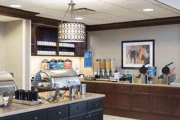 هتل Homewood Suites Lexington Hamburg