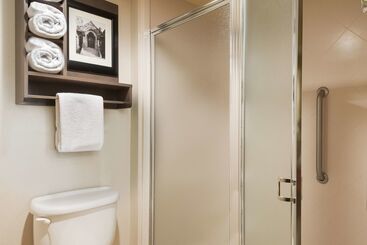 هتل Homewood Suites By Hilton Princeton