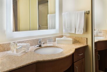 هتل Homewood Suites By Hilton Princeton