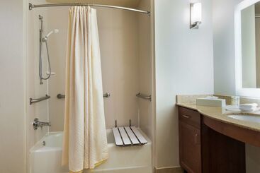 هتل Homewood Suites By Hilton Princeton