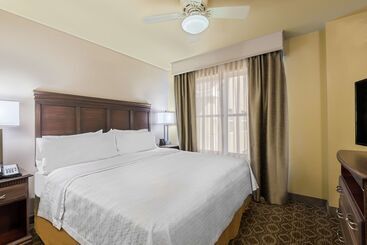 هتل Homewood Suites By Hilton Princeton