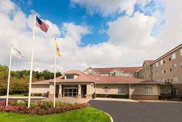 هتل Homewood Suites By Hilton Princeton
