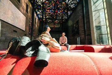 هتل Yha Melbourne Central