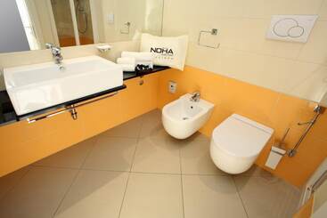 هتل Noha Suite