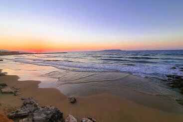 هتل Sunset Beach