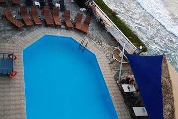 هتل Sunset Beach