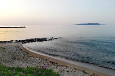 هتل Sunset Beach