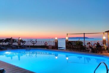 هتل Sunset Beach