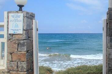 هتل Sunset Beach