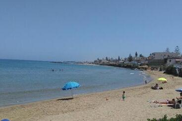 هتل Sunset Beach