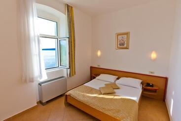 Villa Tamaris   Hotel Resort Dražica - Krk Island