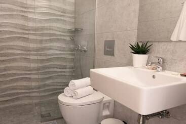 Melissa Apartments, Studios & Suites