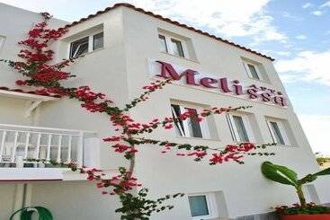 Melissa Apartments, Studios & Suites