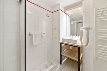 Comfort Aparthotel Versailles, St Cyr L Ecole