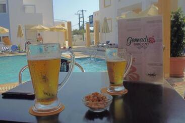 Gennadi Gardens Apartments & Villas