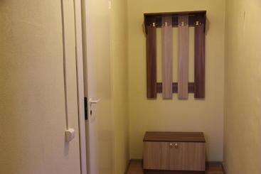 & Hostel Kruiz
