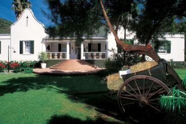 هتل Altes Landhaus Country Lodge