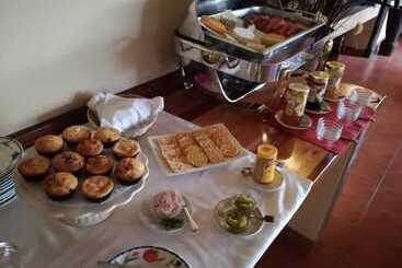 هتل Altes Landhaus Country Lodge
