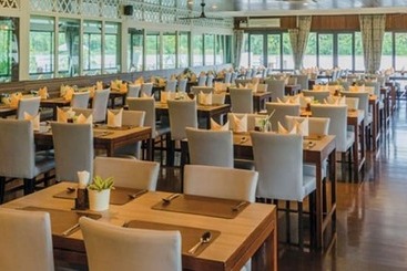 هتل Baan Amphawa Resort & Spa