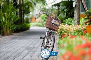 هتل Baan Amphawa Resort & Spa
