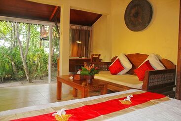 هتل Ban Sabai Big Buddha Retreat & Spa