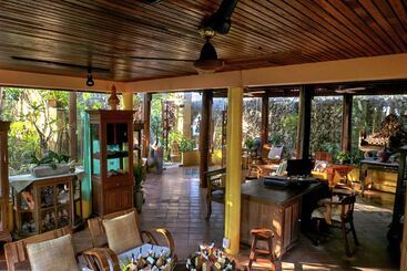 هتل Ban Sabai Big Buddha Retreat & Spa