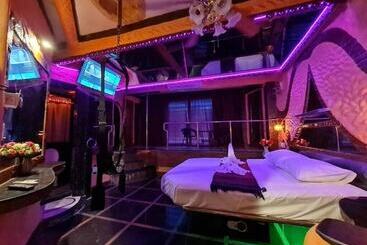 هتل Baywalk Residence Pattaya