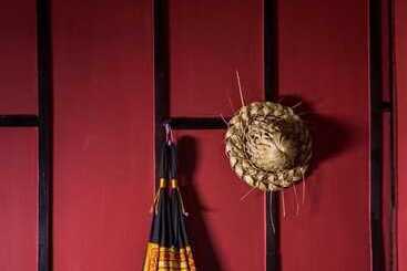 هتل Buri Gallery House