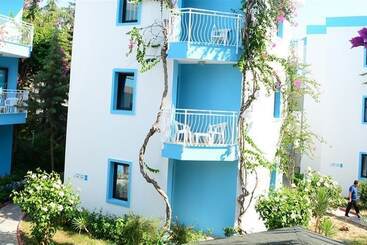 酒店 Carina Resort