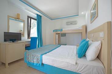 酒店 Carina Resort