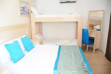 酒店 Carina Resort