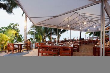 هتل Centara Koh Chang Tropicana Resort