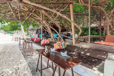 هتل Chaweng Garden Beach Resort   Sha Plus
