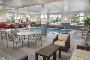 هتل Doubletree By Hilton Chicago Midway Airport