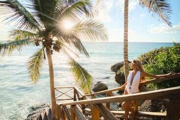 هتل Eden Roc Cap Cana